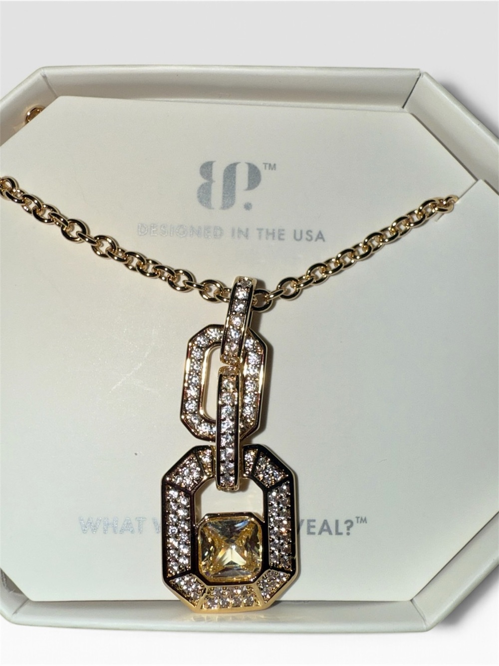 Bomb party NWT Gold-Tone Crystal Link Pendant Necklace - Designed in the USA